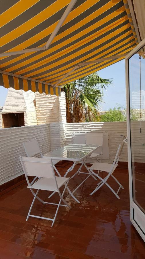 Bonita Casa En Urbanizacion Privada Muy Cerca Del Mar Y De Alicante Гран-Алакант Экстерьер фото