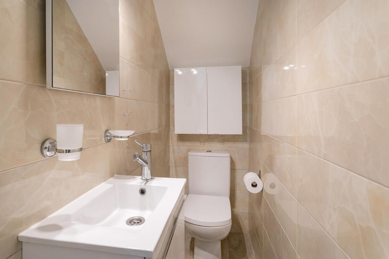 Bonita Casa En Urbanizacion Privada Muy Cerca Del Mar Y De Alicante Гран-Алакант Экстерьер фото