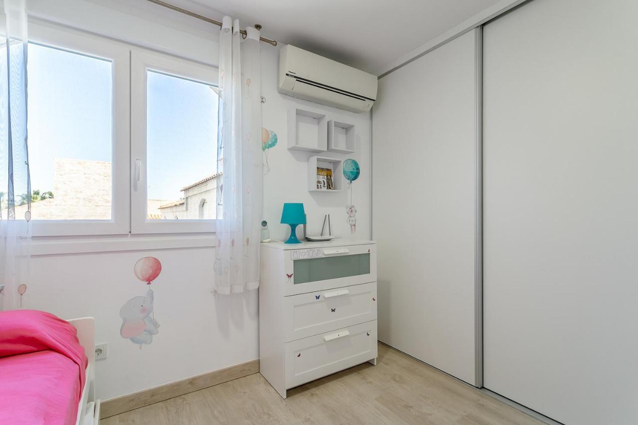 Bonita Casa En Urbanizacion Privada Muy Cerca Del Mar Y De Alicante Гран-Алакант Экстерьер фото